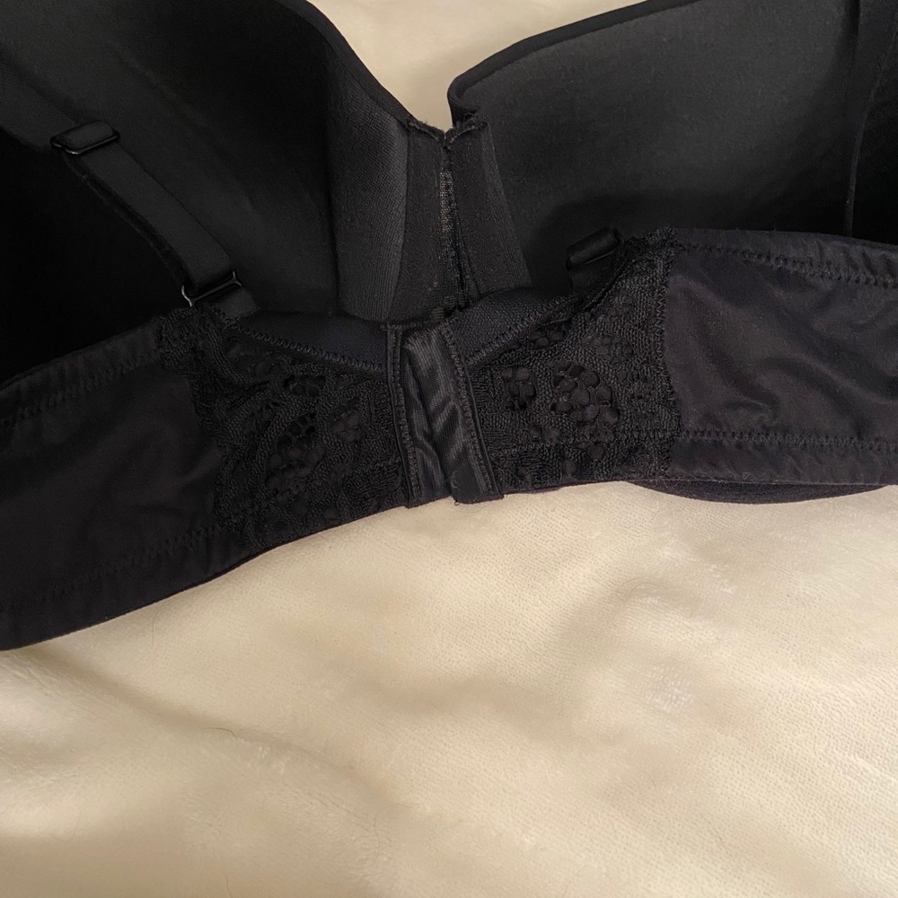 SOLD! Beautiful bra💕 - Picture 4 of 5